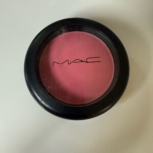 MAC Cosmetics Sheertone Blush in Pinch O Peach